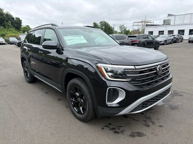 New 2026 Black Volkswagen 2.0T Peak Edition image 3