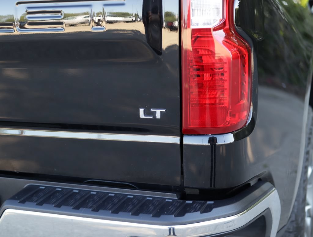 Used 2024 Black Chevrolet LT (2FL) image 33