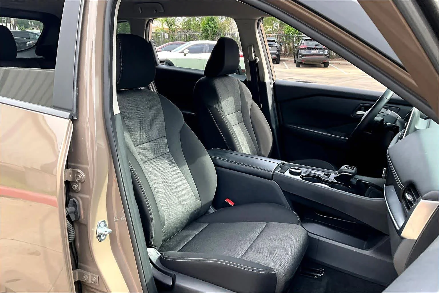 Used 2025 Baja Storm Metallic Nissan SV image 9