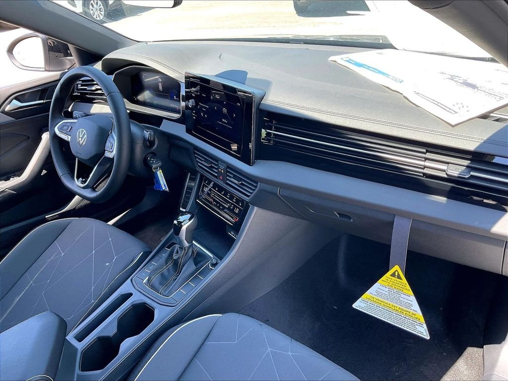 New 2026 Platinum Gray Metallic Volkswagen 1.5T Sport image 10