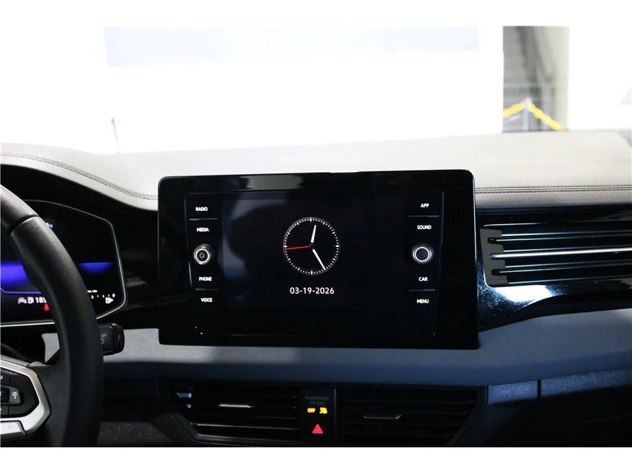 2025 Volkswagen Jetta SE - Photo 17