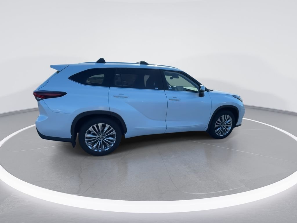 Used 2026 Beige Toyota Platinum image 8