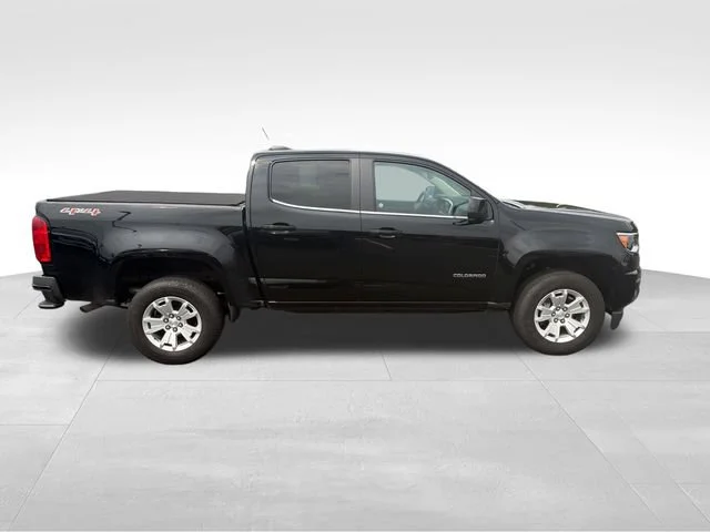 Used 2018 BLACK Chevrolet 4WD LT image 7