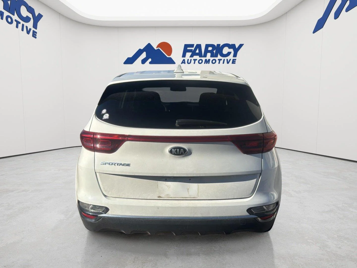 Used 2020 Clear White Kia LX image 6