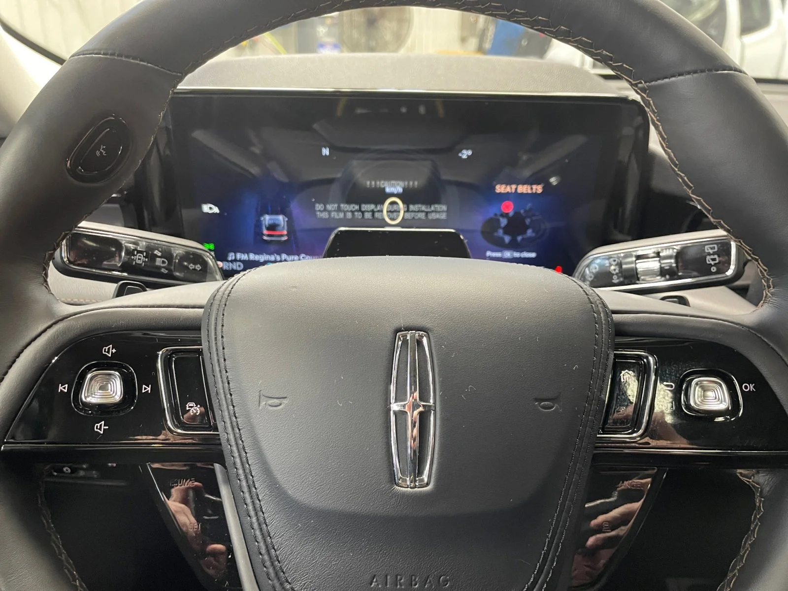 New 2026 Whisper Blue Metallic Clearcoat Lincoln Premiere image 22