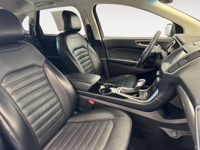 Used 2015  Ford SEL image 15