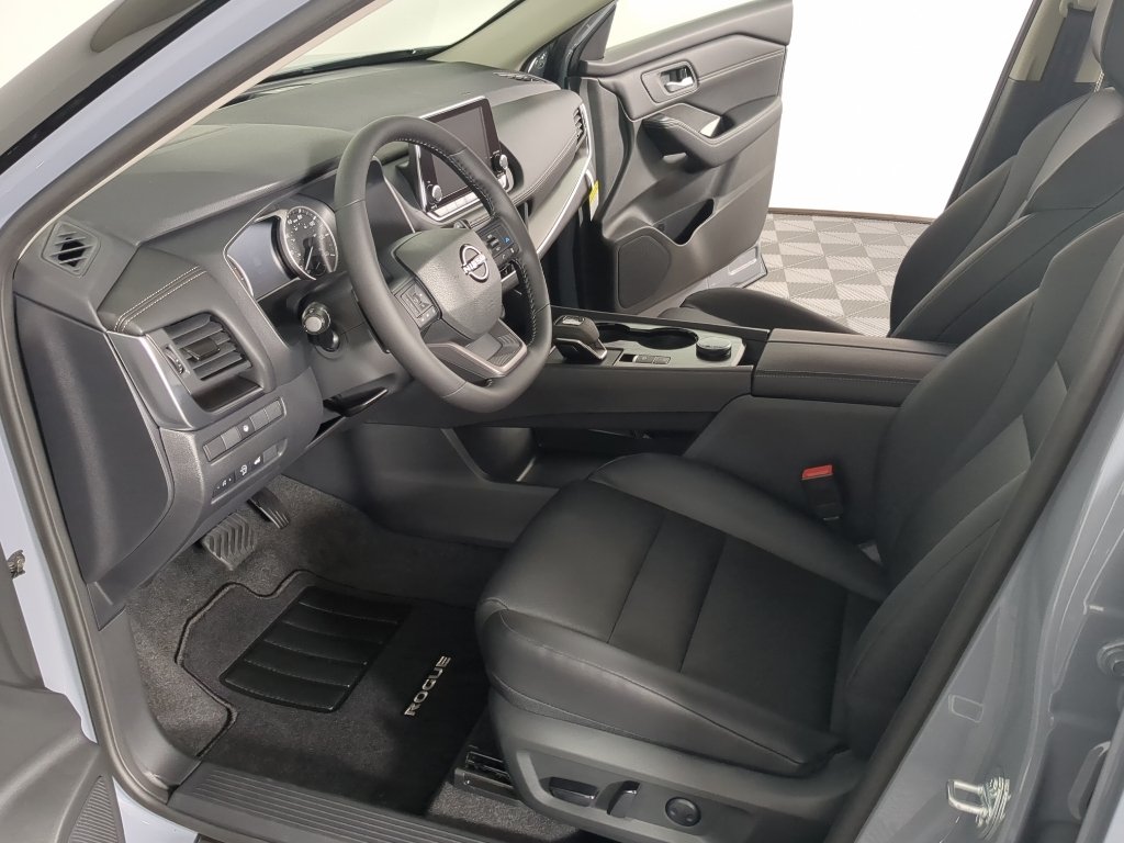 New 2026 Boulder Gray Pearl Nissan Dark Armor™ image 11