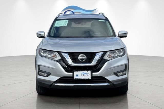 Used 2020 Brilliant Silver Metallic Nissan SL image 9