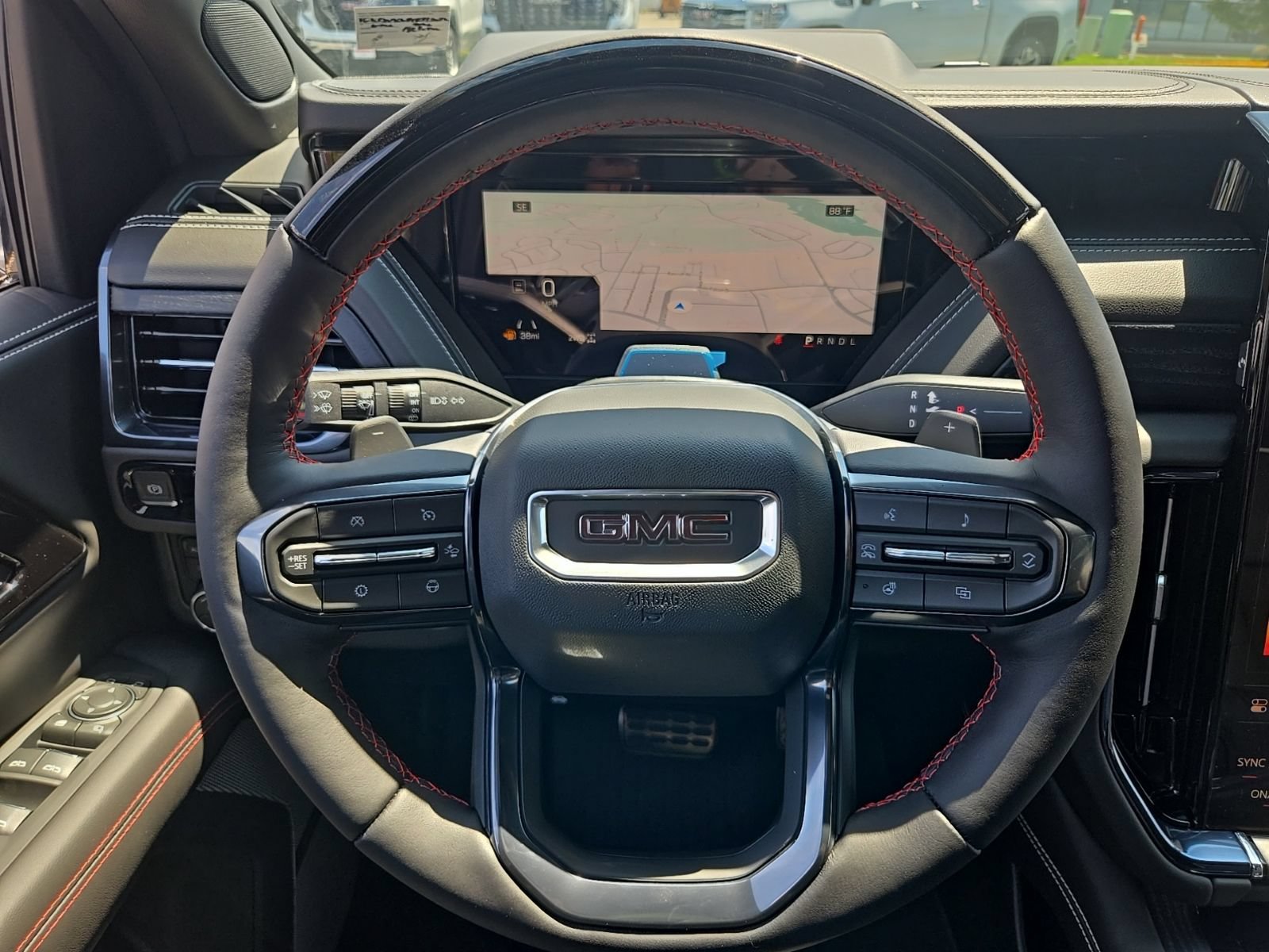 2026 GMC Yukon AT4 Ultimate - Photo 26