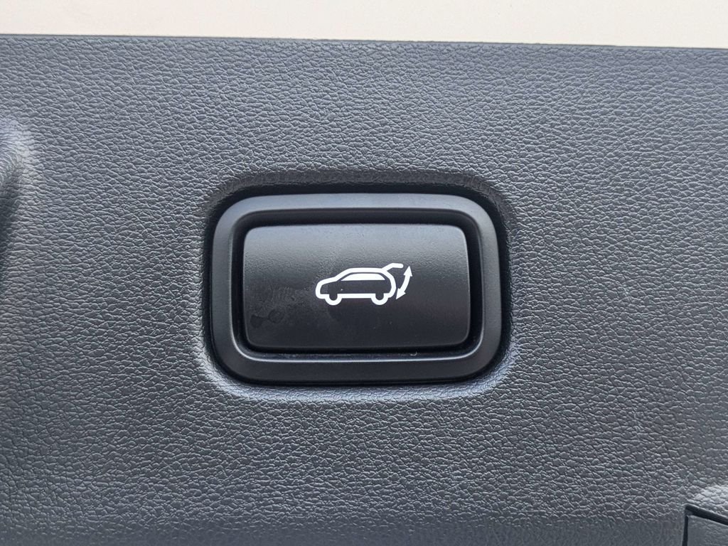 Used 2022 Gray Hyundai Limited image 13