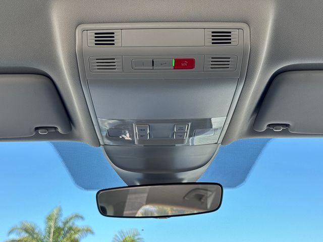 2025 Volkswagen Taos S - Photo 29