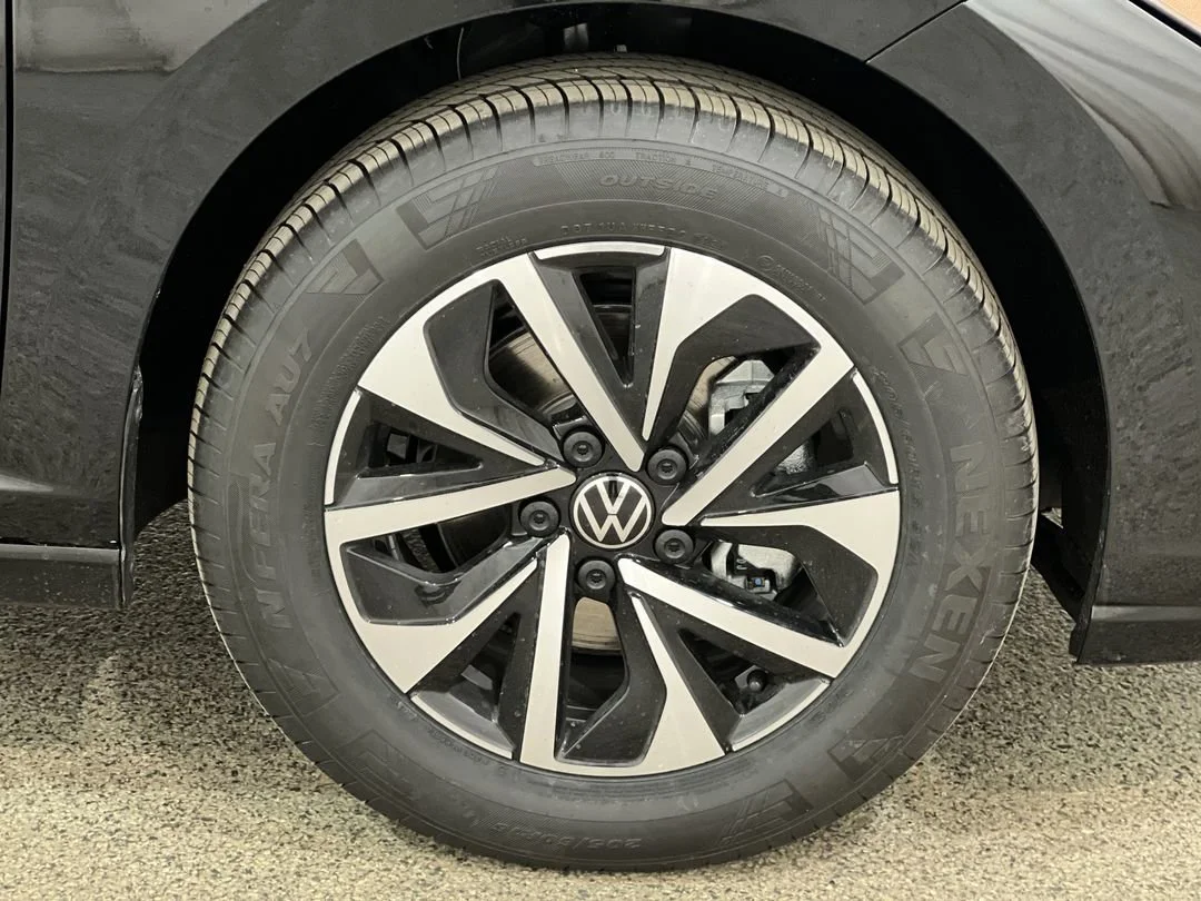 New 2026 Deep Black Pearl Volkswagen S image 10