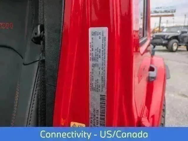 New 2026 Firecracker Red Clear-Coat Exterior Paint Jeep Rubicon image 35