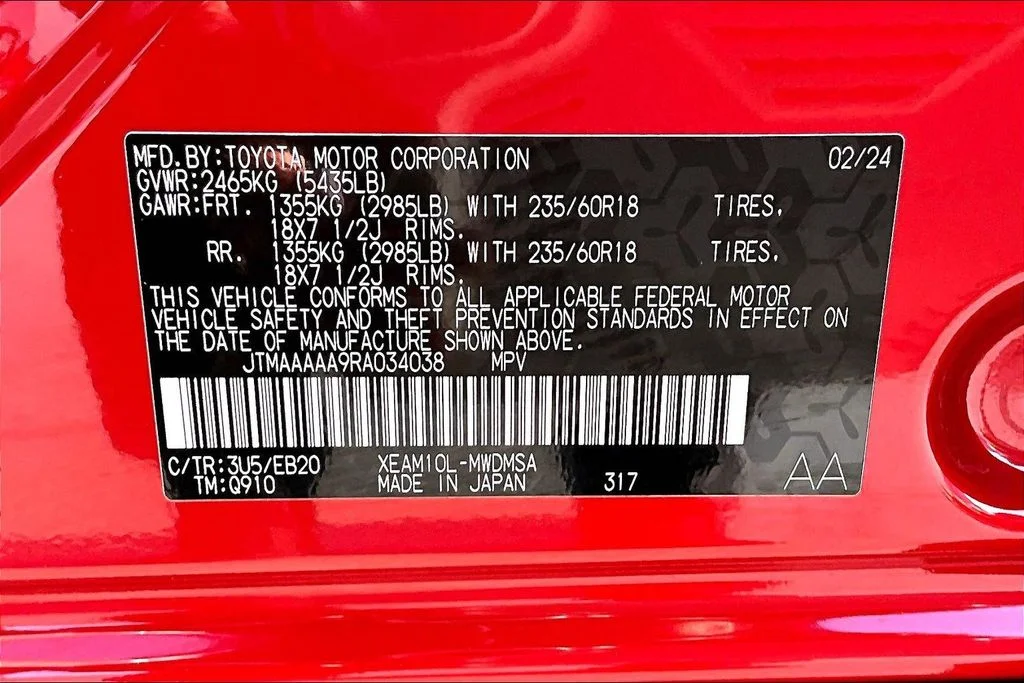 Used 2024 Red Toyota XLE image 17