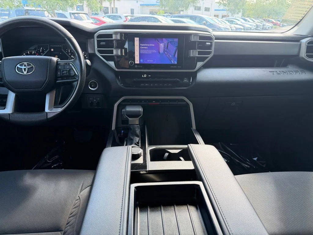 2024 Toyota Tundra SR5 - Photo 11