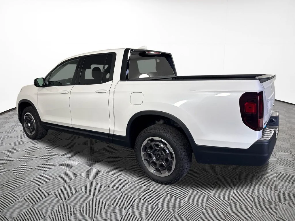 Used 2024 White Honda Sport image 12