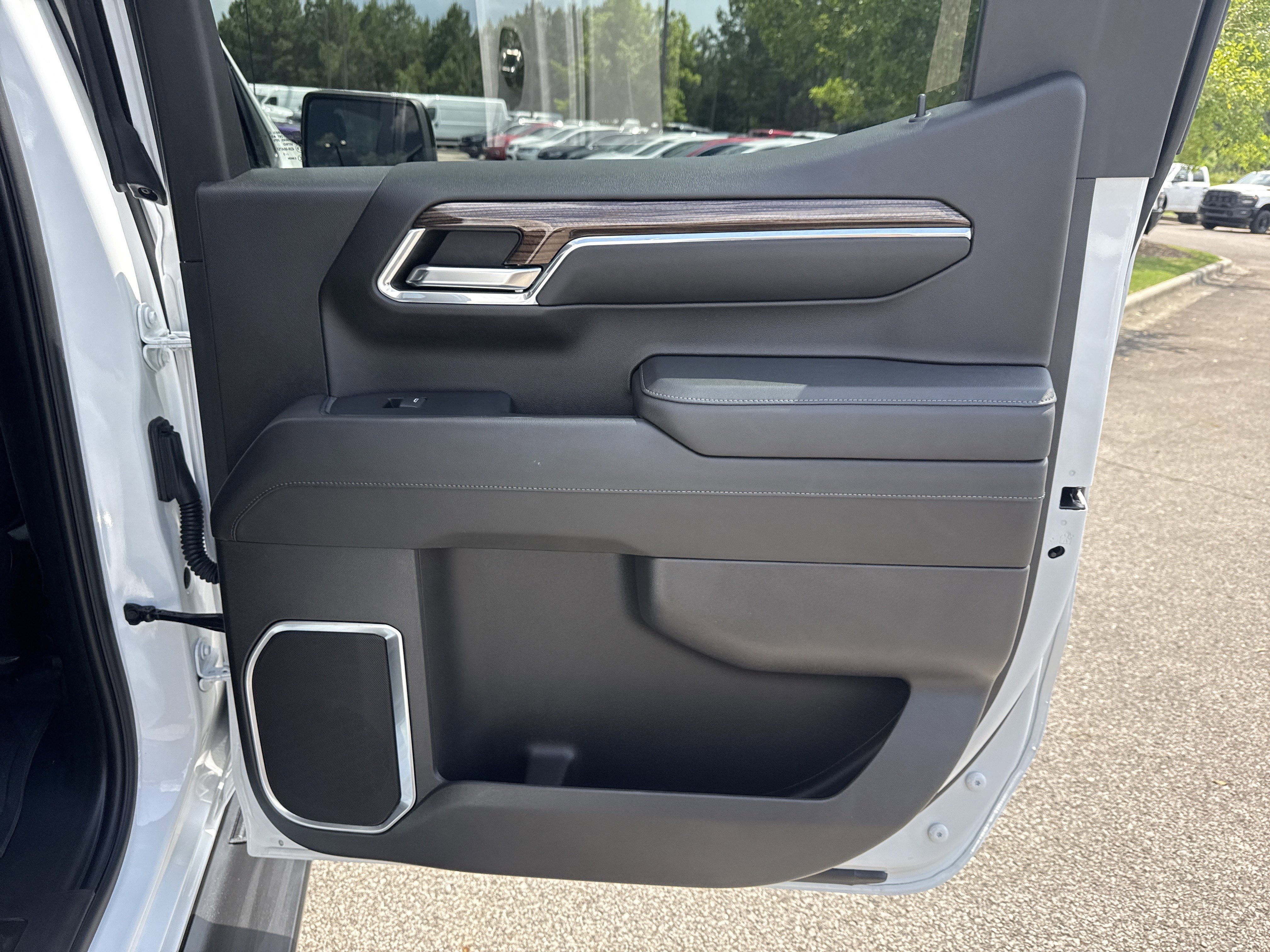 2023 Chevrolet Silverado 1500 RST - Photo 17