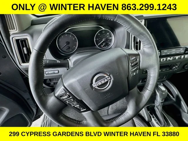 Used 2025 Gray Nissan SV image 11