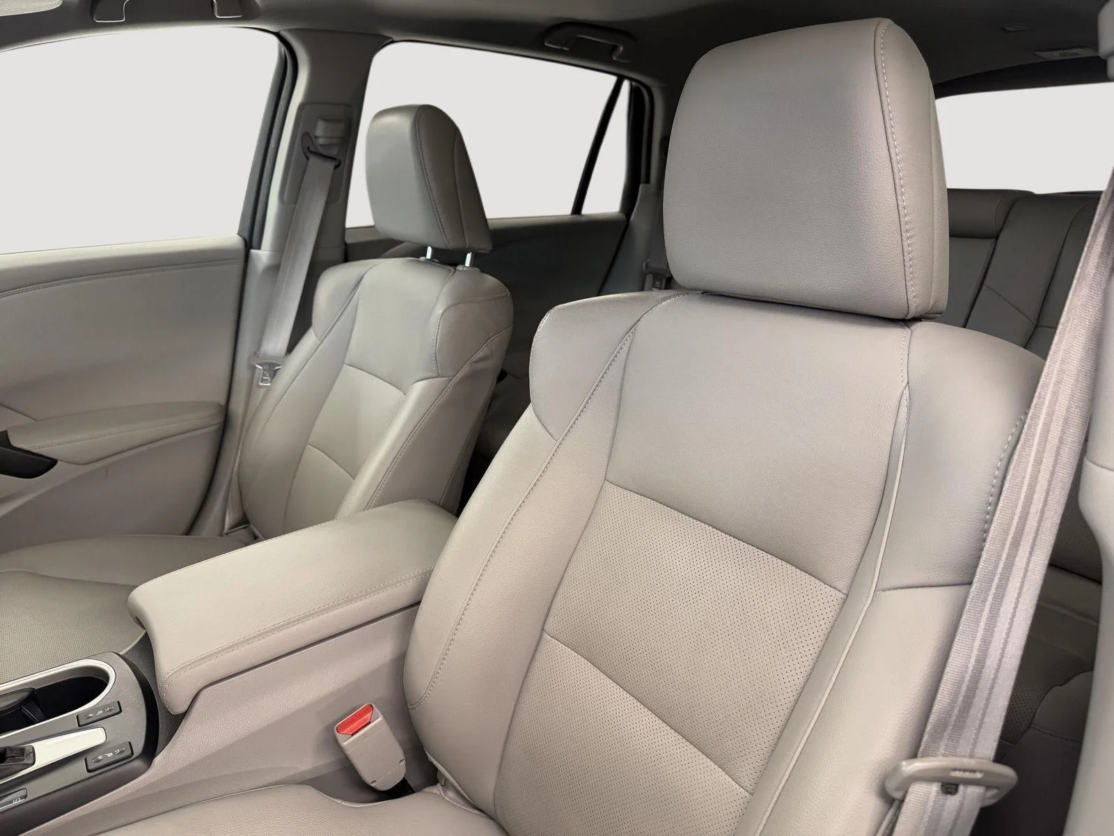 Used 2016 Fathom Blue Pearl Acura Technology Package image 3