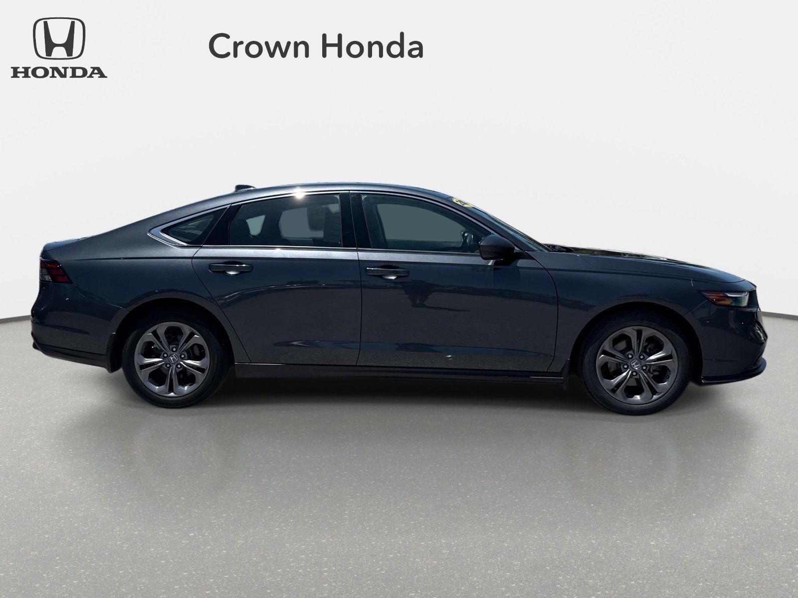 Used 2024 Meteorite Gray Metallic Honda EX image 5