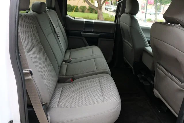 Used 2015 Oxford White Ford XLT image 48