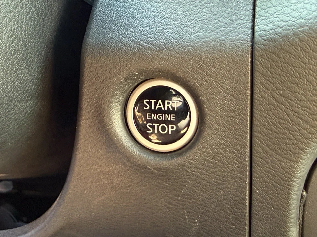 Used 2024  Nissan SV image 9