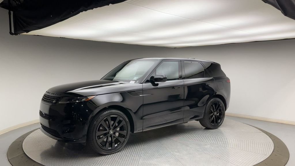 Certified Used 2025 Santorini Black Metallic Land Rover Dynamic SE image 6
