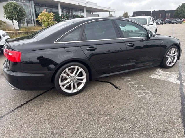 Used 2014 Black Audi 4.0T Prestige image 5