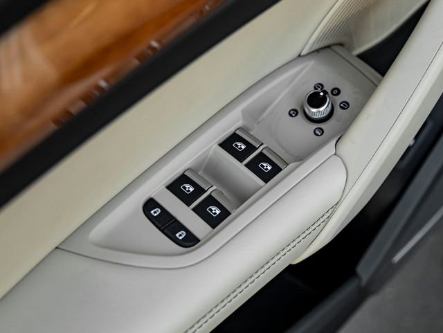 Used 2023 Glacier White Audi 45 S line Premium image 13