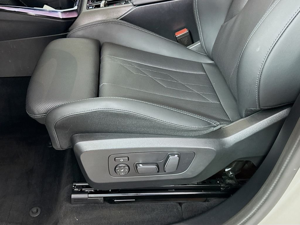 Used 2025 Not Available BMW 30 xDrive image 18