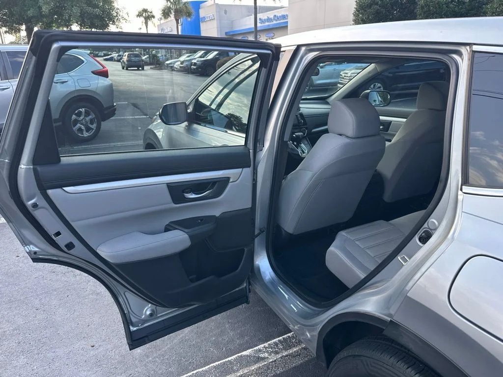 Certified Used 2019 Lunar Silver Metallic Honda LX image 11