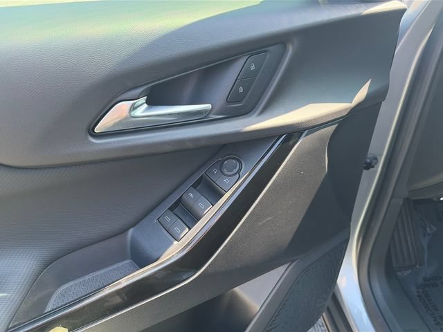 New 2027 Sterling Gray Metallic Chevrolet LT image 17