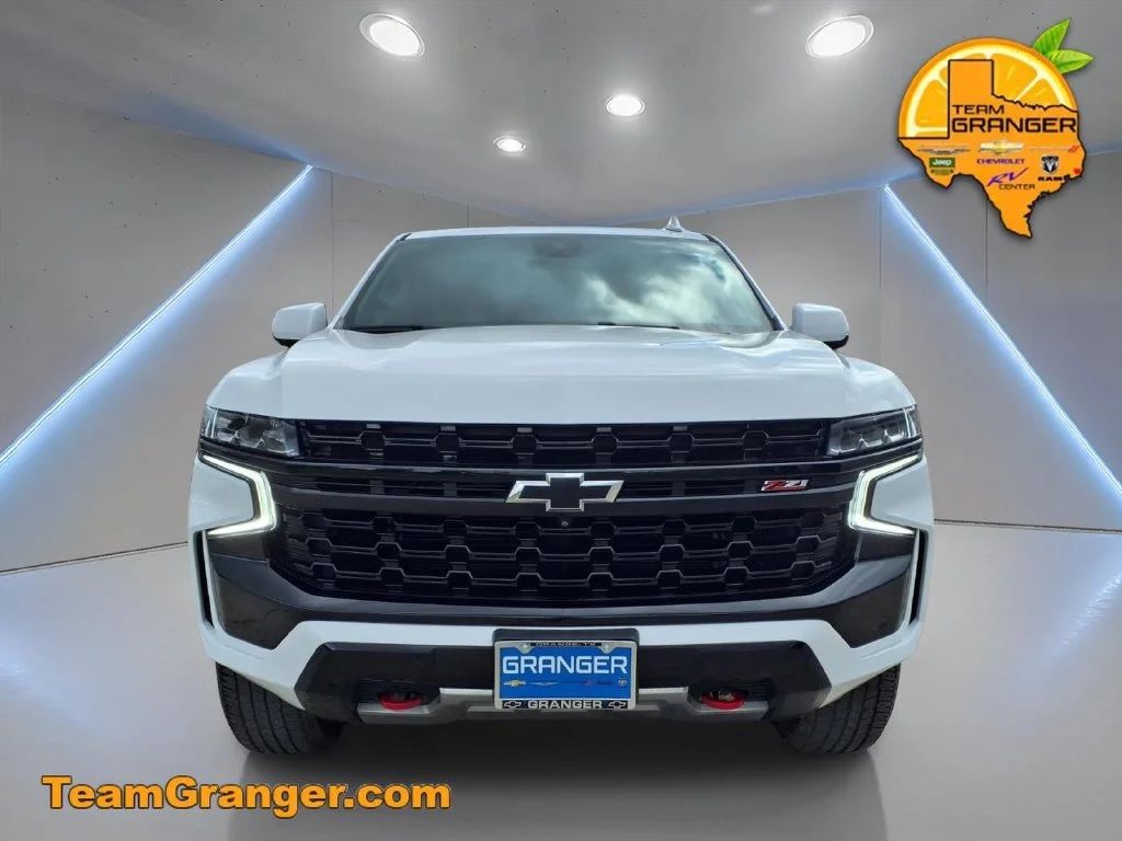 Used 2023 Summit White Chevrolet Z71 image 7