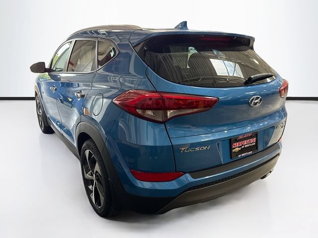 Used 2016 Blue Hyundai Limited image 8
