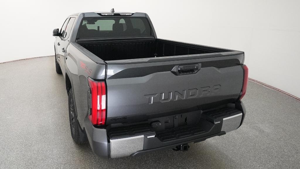 New 2026 Magnetic Gray Meta Toyota SR5 image 32