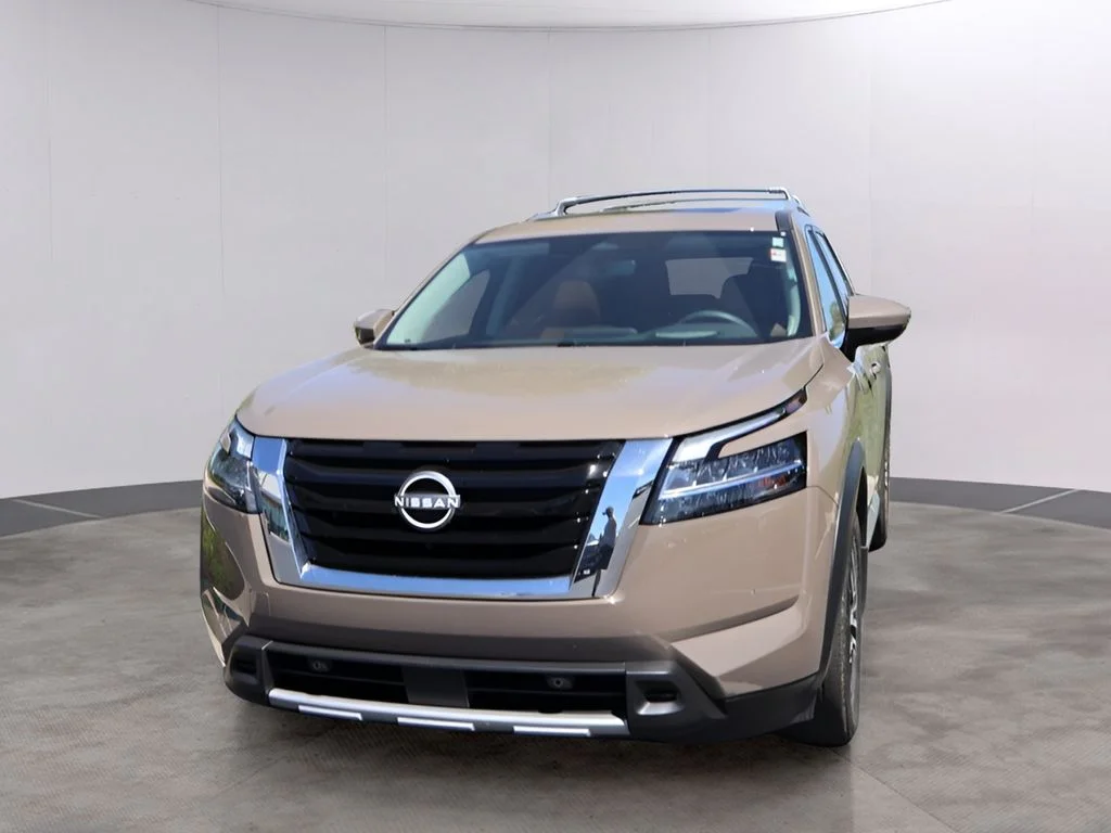 Used 2024 Beige Nissan Platinum image 2