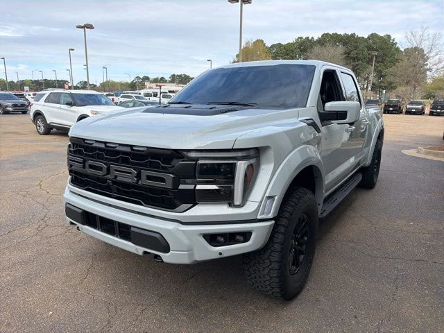 2024 Ford F-150 Raptor 4x4 SuperCrew 5-1/2 Box's photo