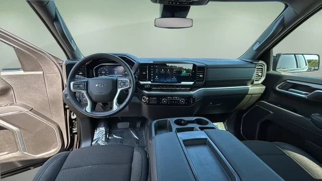 Used 2025 Black Chevrolet RST image 16