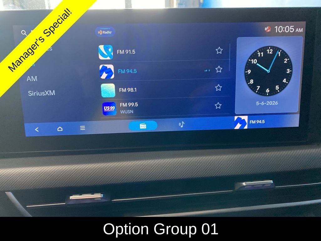Used 2025 Silver Hyundai SEL image 2