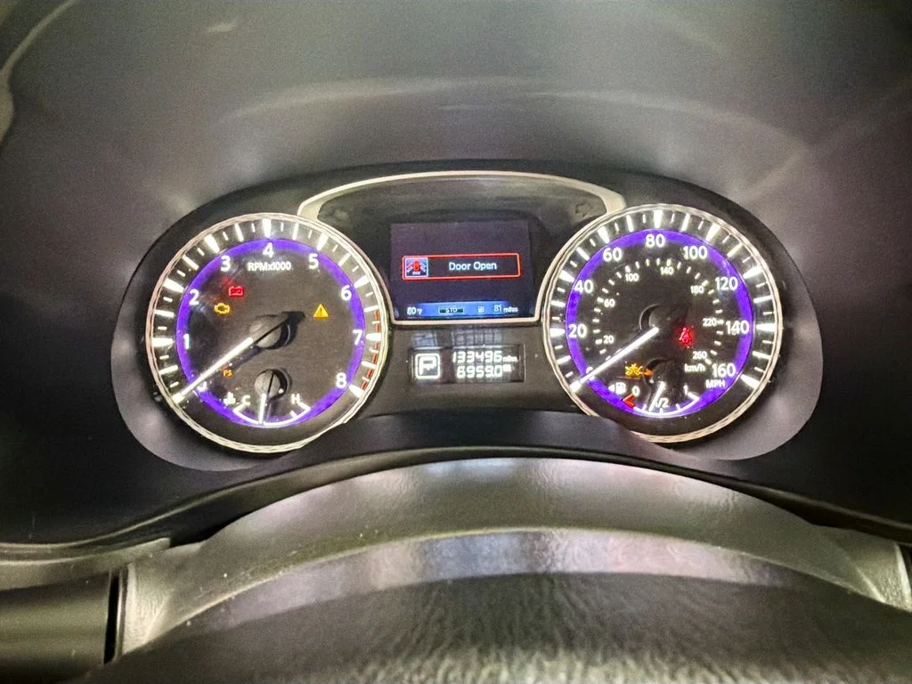 Used 2019 Liquid Platinum INFINITI LUXE image 13