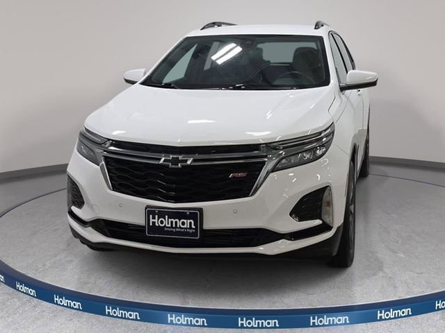 Used 2022 White Chevrolet RS image 3