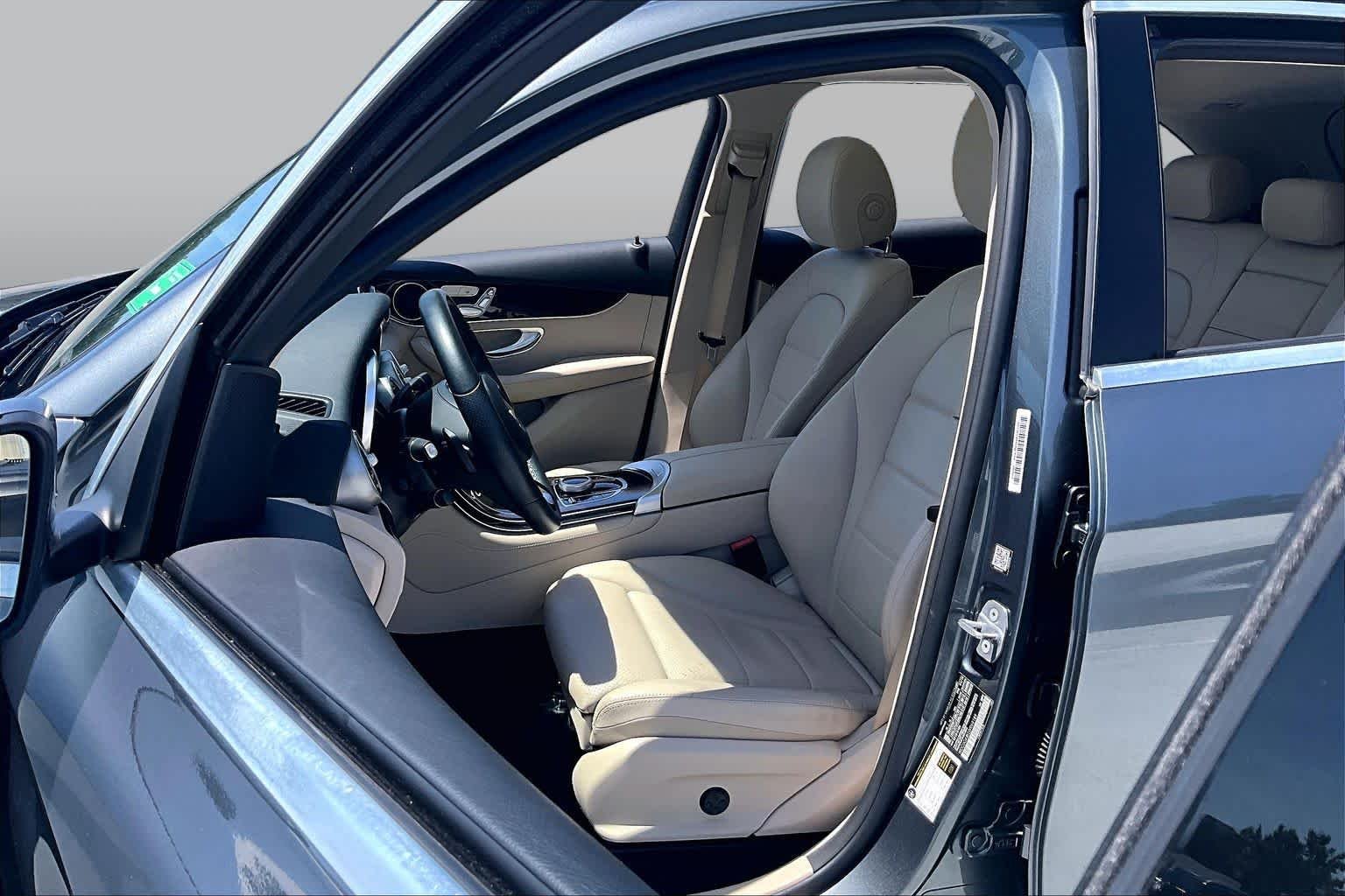 Used 2018 Selenite Grey Metallic Mercedes-Benz GLC 300 image 8