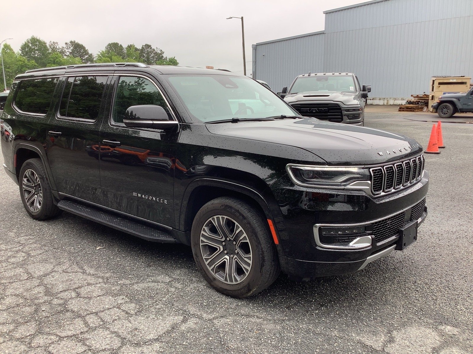 2024 Jeep Wagoneer L Series II 4WD's photo