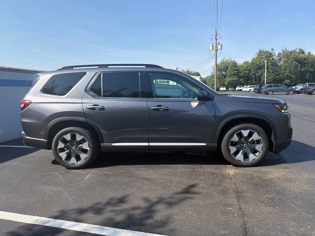Certified Used 2026 Modern Steel Metallic Honda Touring image 6