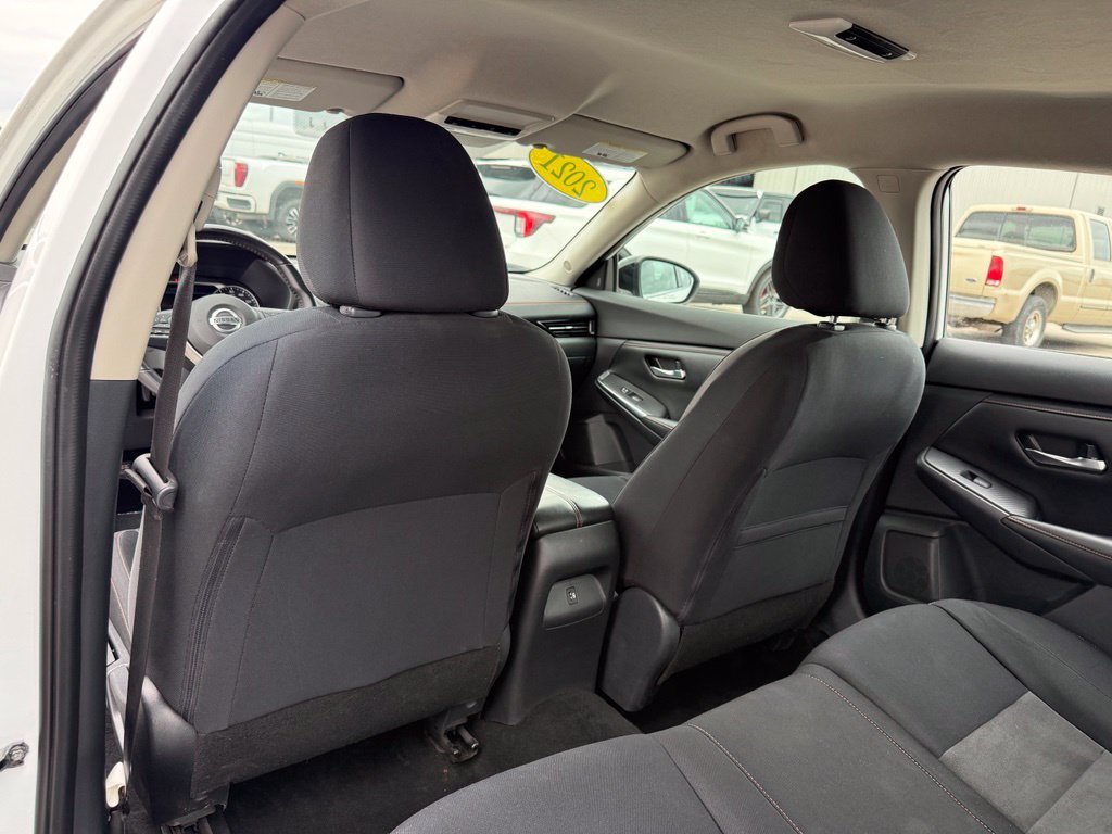 Used 2021 White Nissan SR image 11