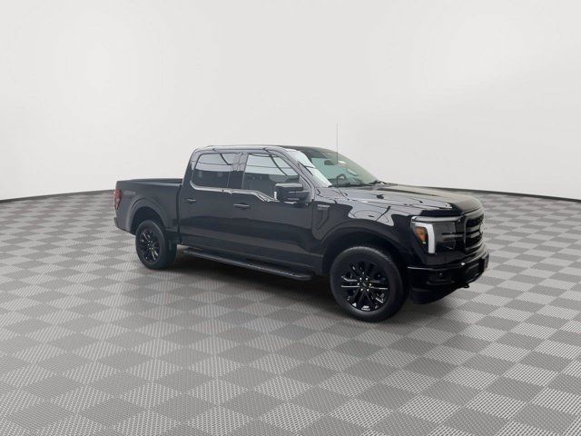 Used 2025 Agate Black Ford LARIAT image 44