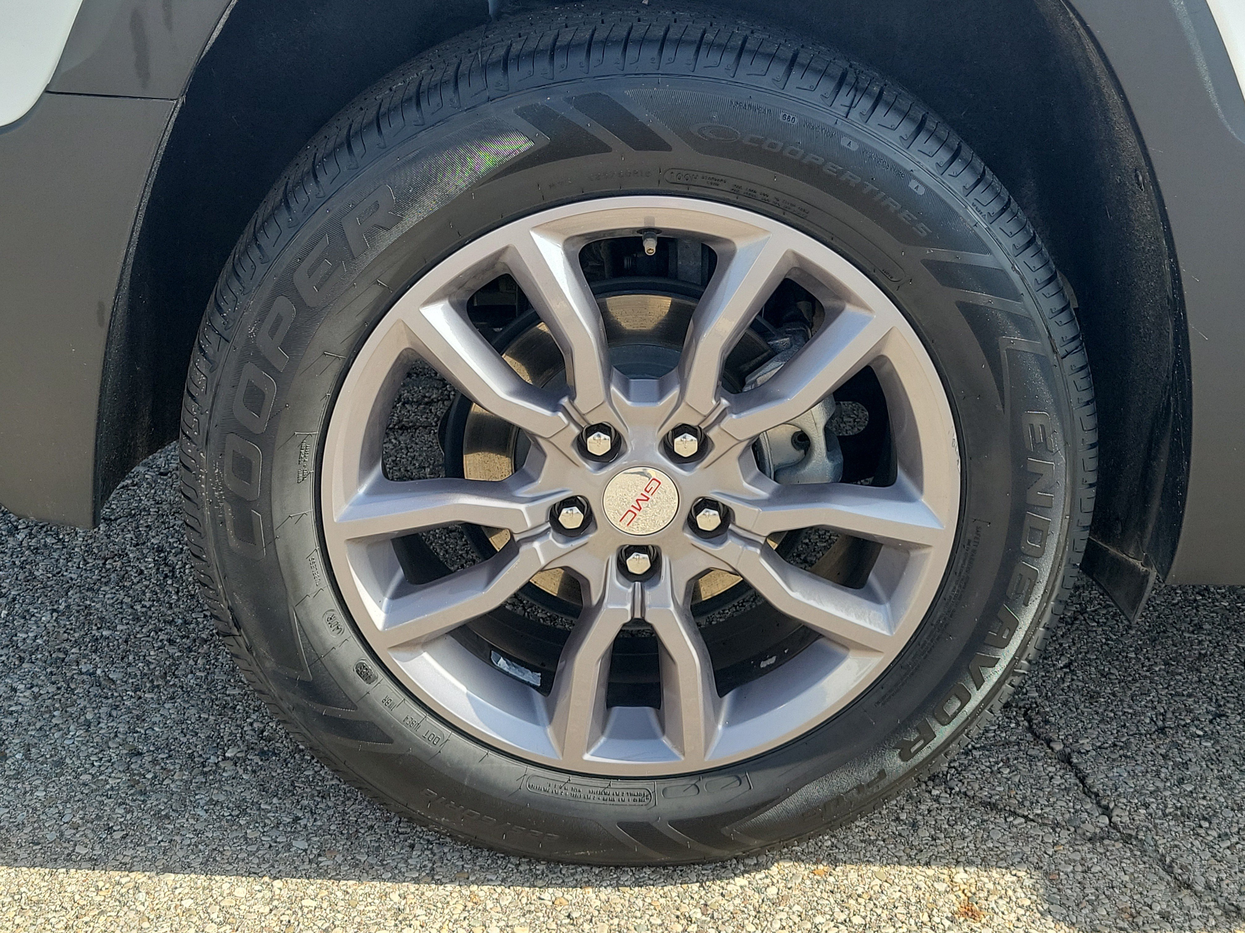 Certified Used 2024 Summit White GMC SLT image 6