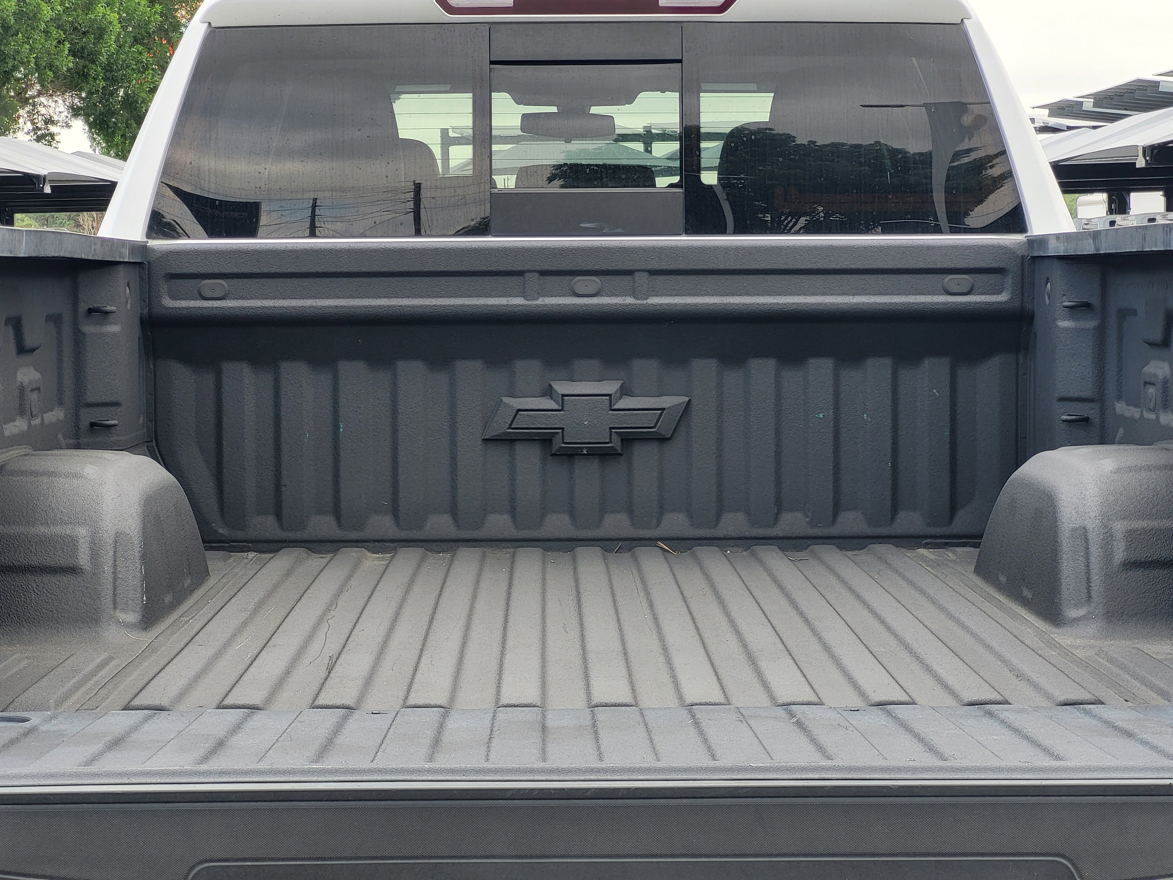 Used 2021 SUMMIT WHITE Chevrolet RST image 24