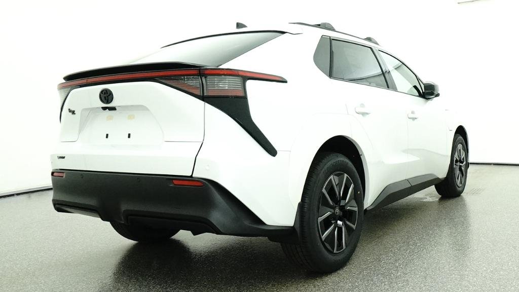 New 2026 Wind Chill Pearl Toyota XLE image 46
