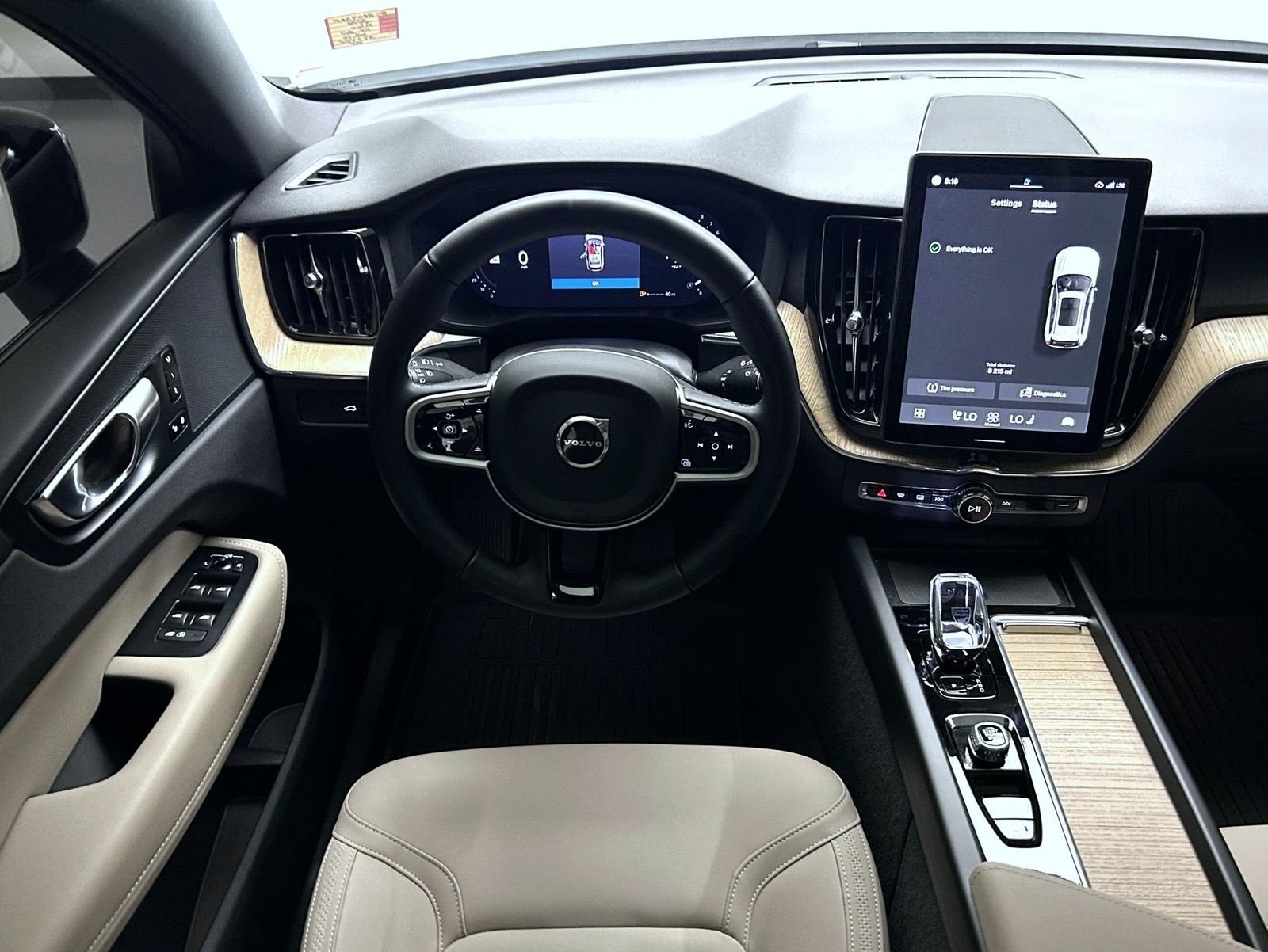 Used 2026 White Volvo B5 Plus image 14